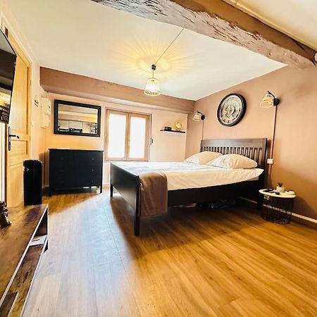 Le Refuge Apartment Laon Bagian luar foto