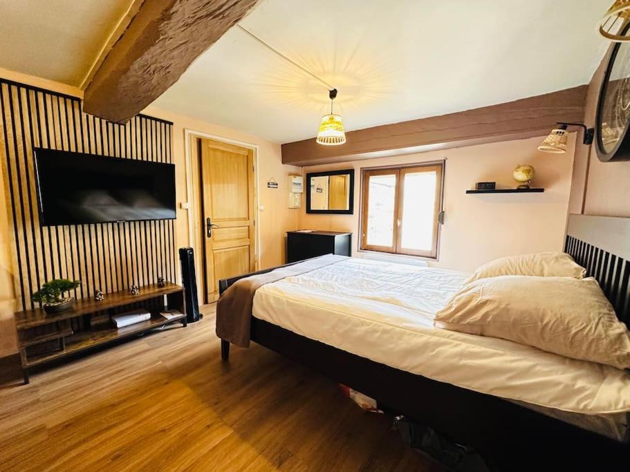 Le Refuge Apartment Laon Bagian luar foto